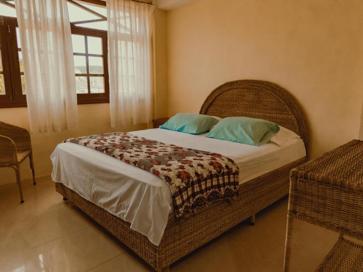 Hostal Poseidon Puerto Cayo Luaran gambar