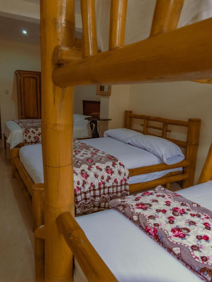 Hostal Poseidon Puerto Cayo Luaran gambar