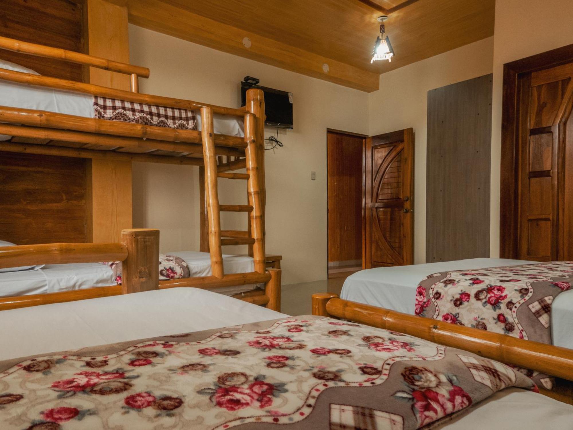 Hostal Poseidon Puerto Cayo Luaran gambar