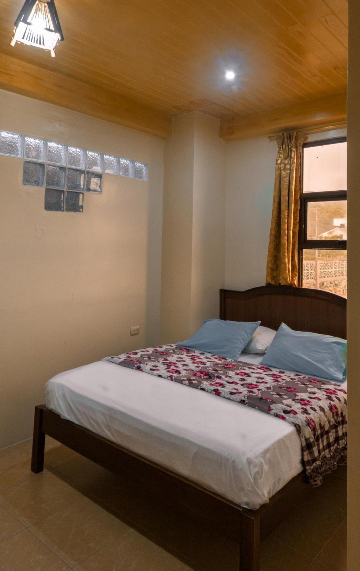 Hostal Poseidon Puerto Cayo Luaran gambar