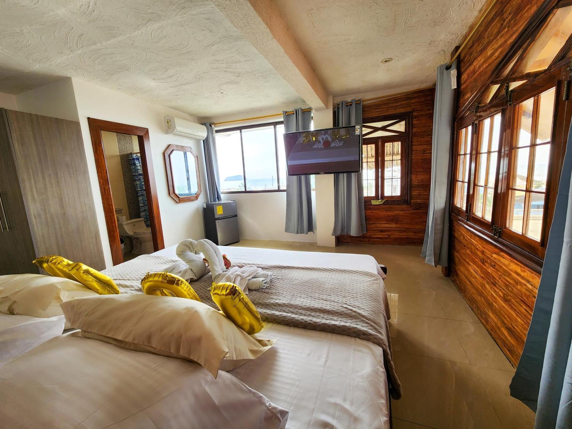 Hostal Poseidon Puerto Cayo Luaran gambar