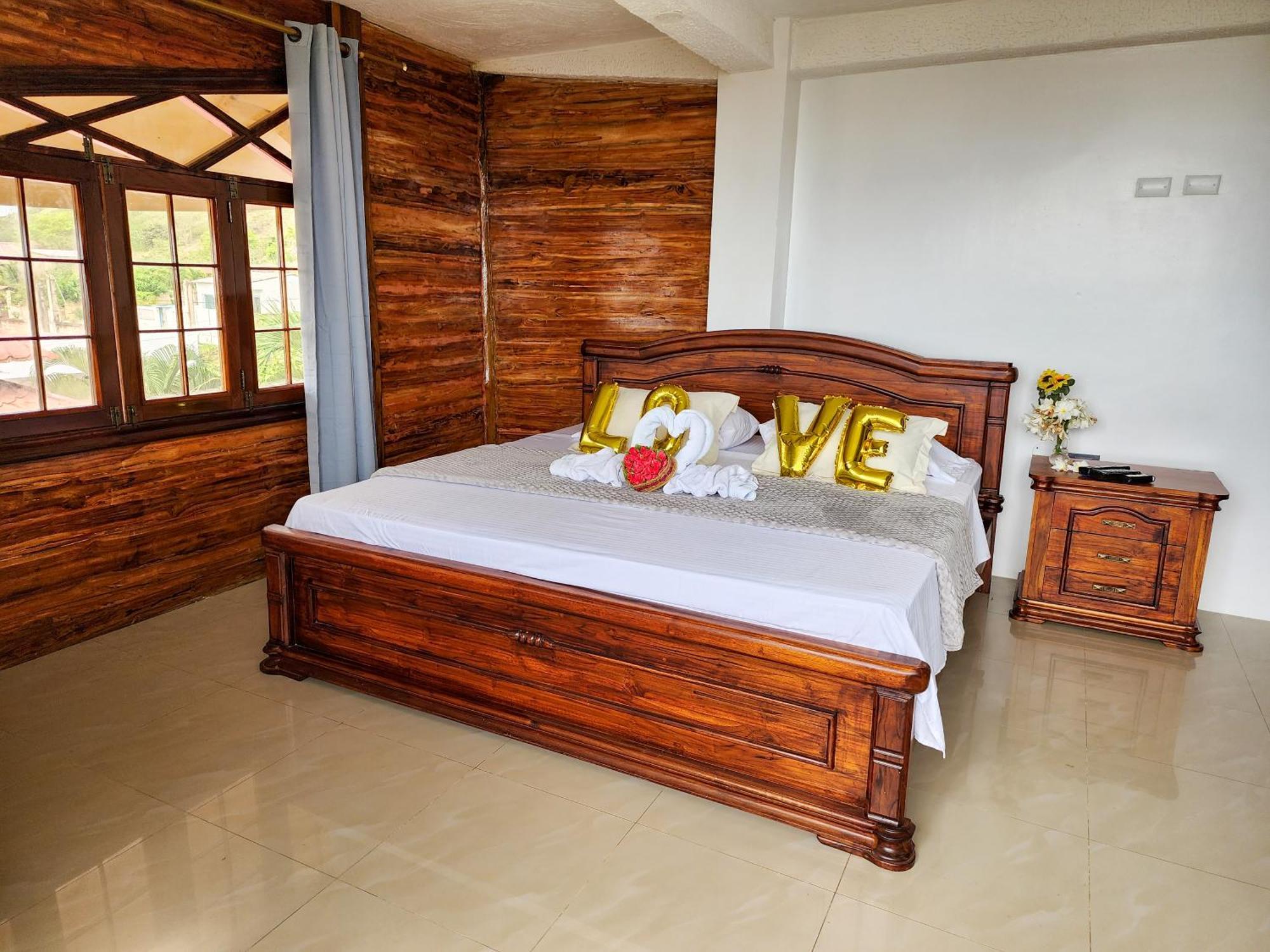 Hostal Poseidon Puerto Cayo Luaran gambar